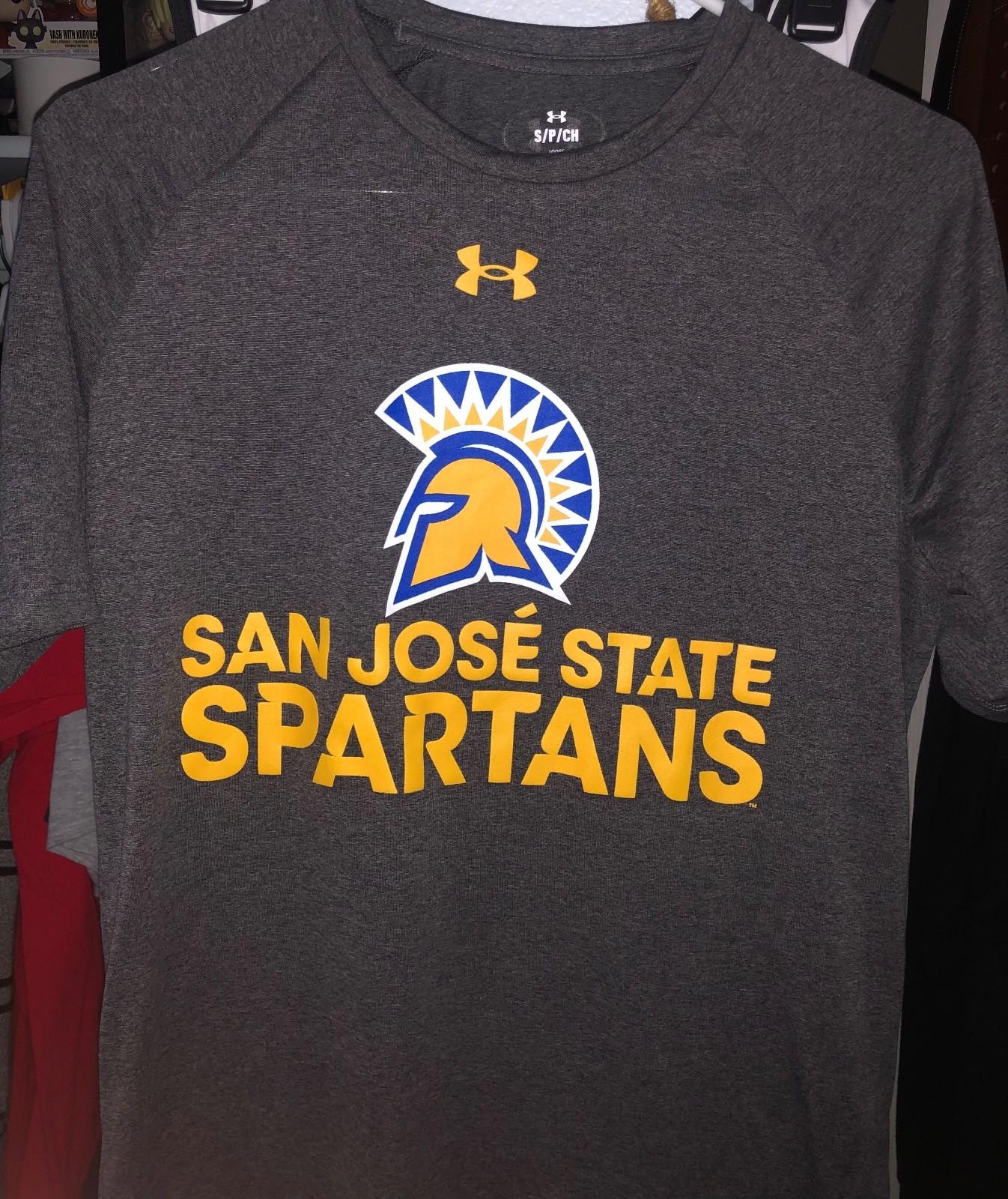 Under Armour Men’s Grey and Black T-shirt