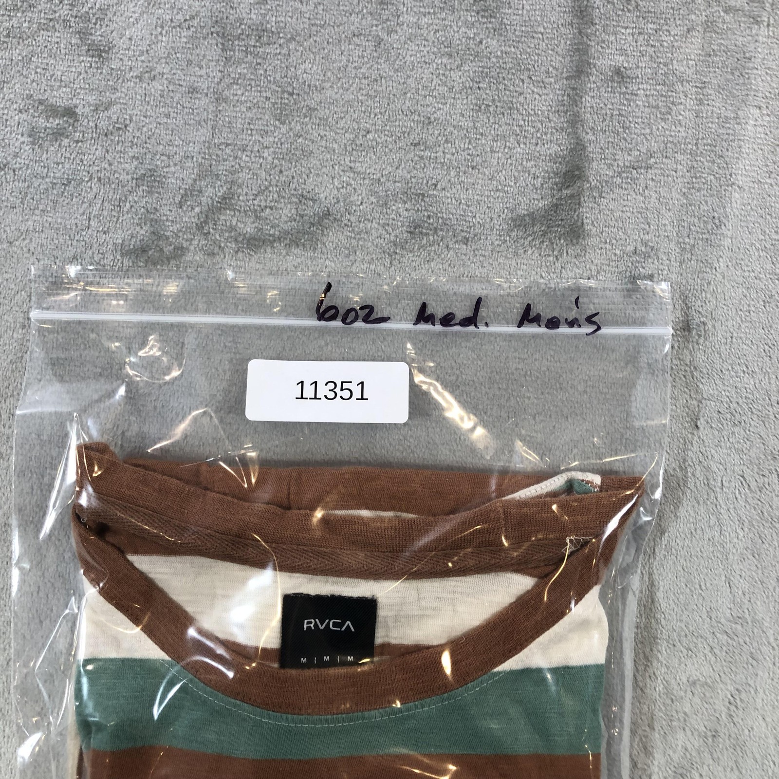 RVCA Magnolia Crew SS Shirt Mens Medium Multicolor Stripe Pocket Cotton Tee
