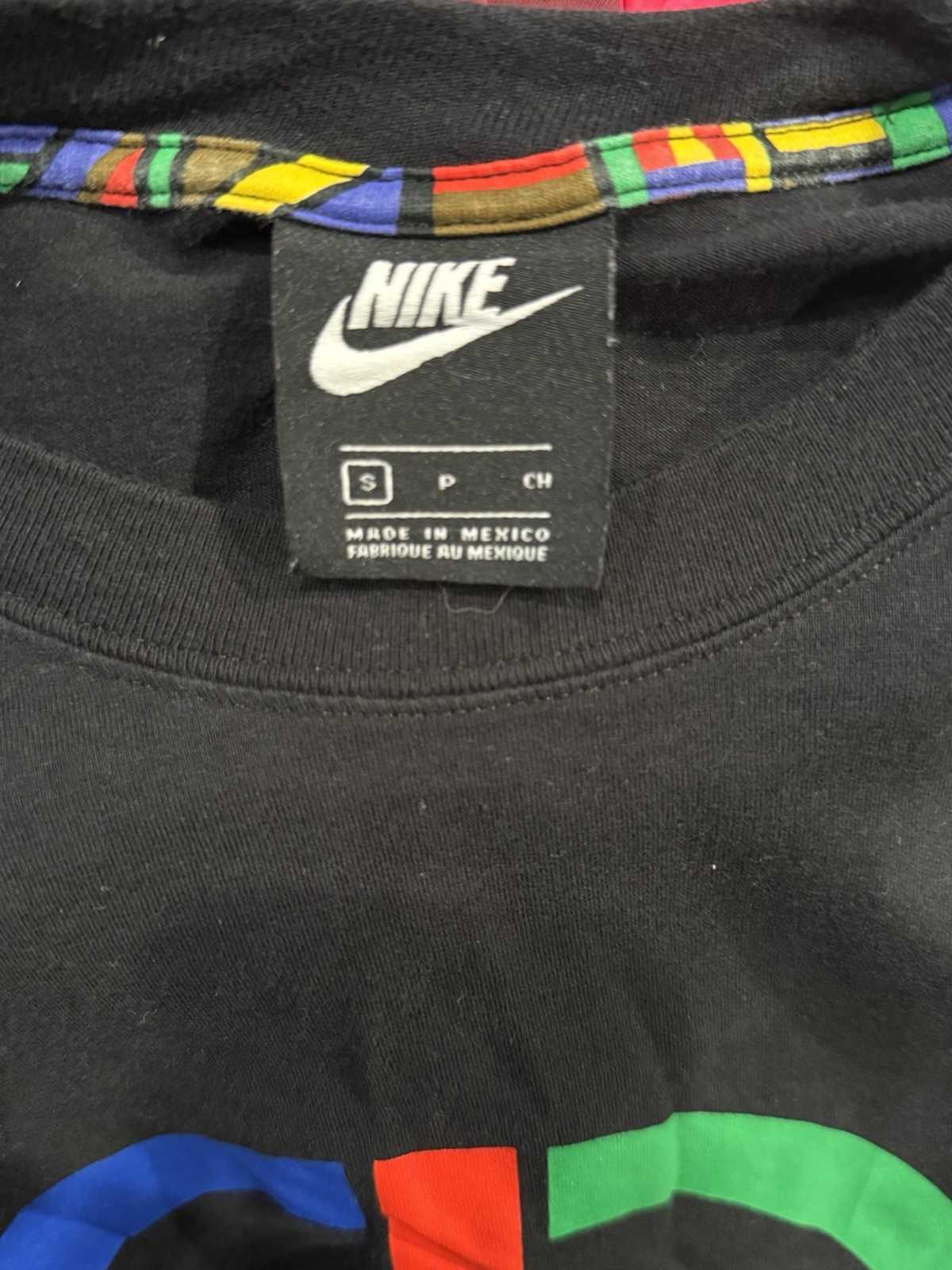 Nike Sportswear Just Do It Shirt Mens Small Black Geometric Peace Sign Tee Patch