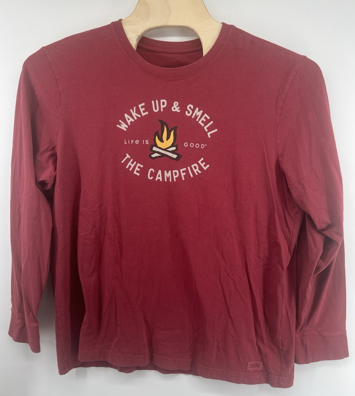Life Is Good Mens XL Long Sleeved Crusher Shirt Smell The Campfire Deep Red