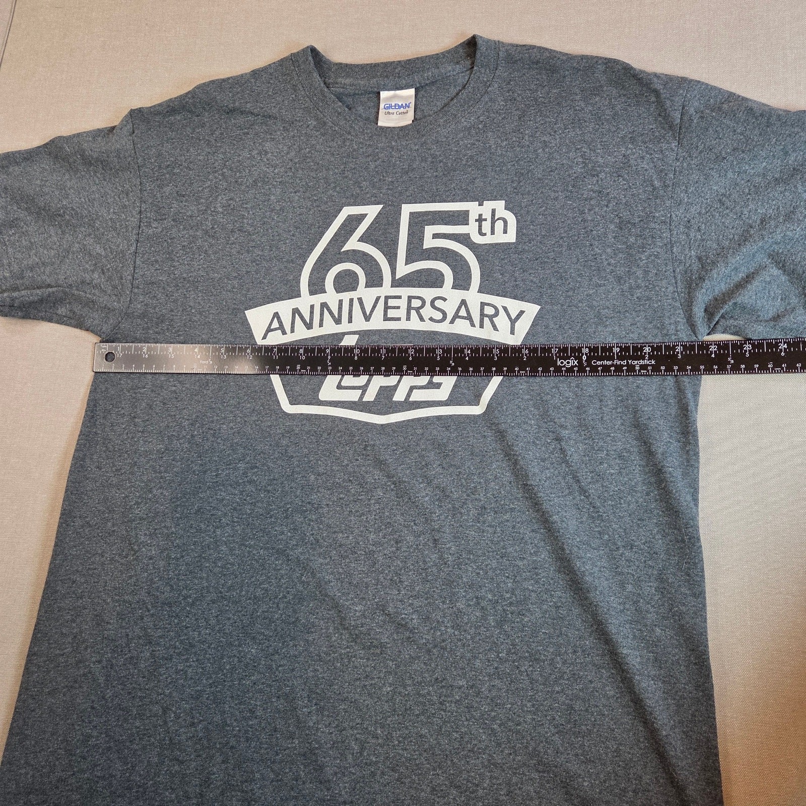 Topps 65th Anniversary 2016 Gray Graphic Tee Shirt Gildan Size L 50/50 Blend