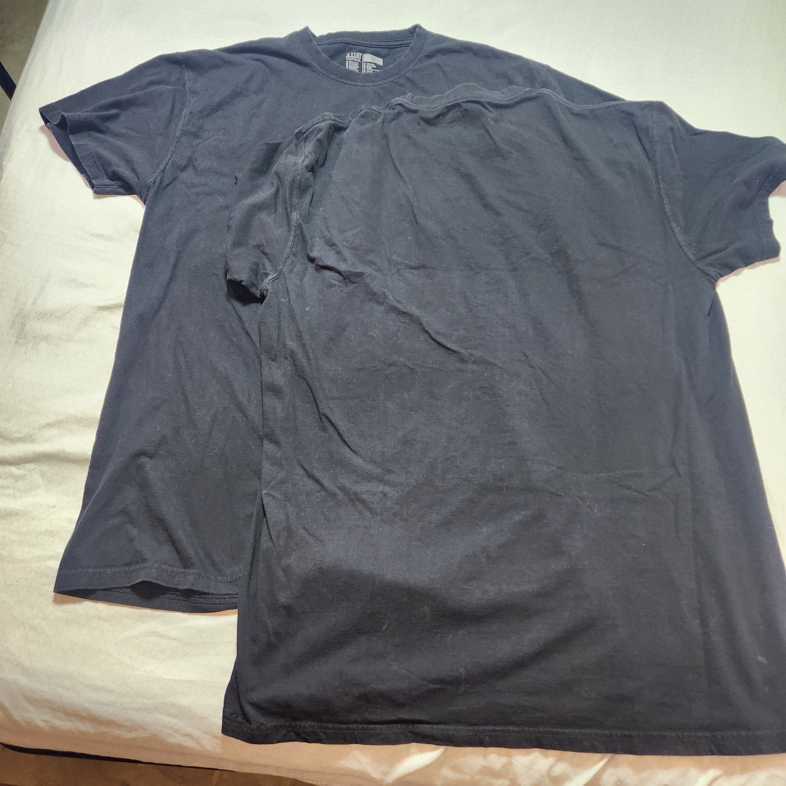 5.11 Tactical Men’s Tee Shirt Size XL 2pk
