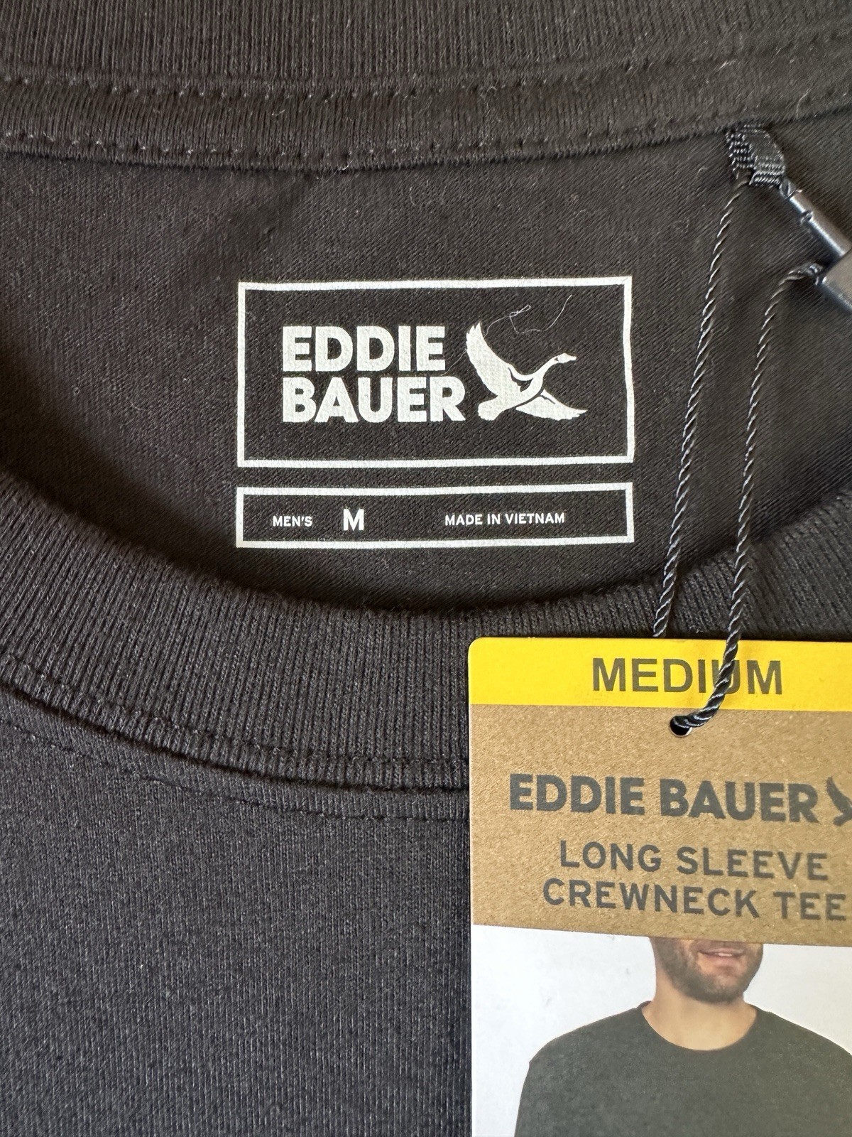 EDDIE BAUER Men’s Black Medium Soft Lightweight Long Sleeve Crewneck T-Shirt