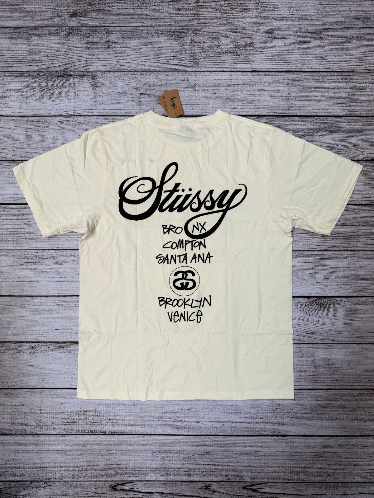 NEW Stussy World Tour T-shirt White Size S,M,L FREE SHIPPING