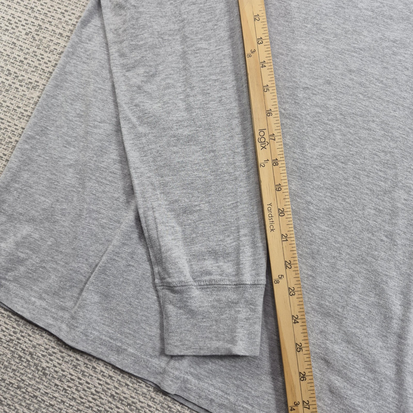 The North Face Shirt Mens Medium Gray Long Sleeve Logo Graphic Outdoor Tee