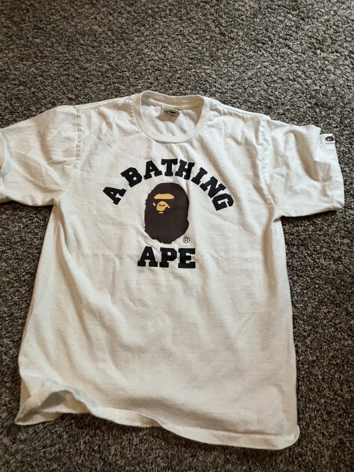 BAPE A Bathing Ape White Ape Head Logo T-Shirt Men’s Small Streetwear Tee