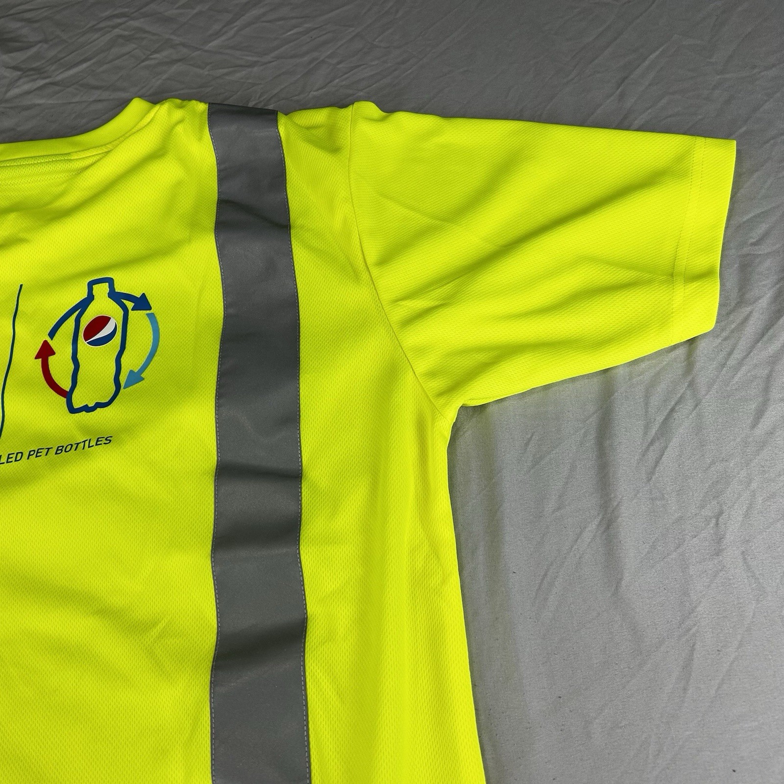 PEPSI ZERO ZONE Recycled Plastic T-Shirt Large Reflective Neon Yellow EUC