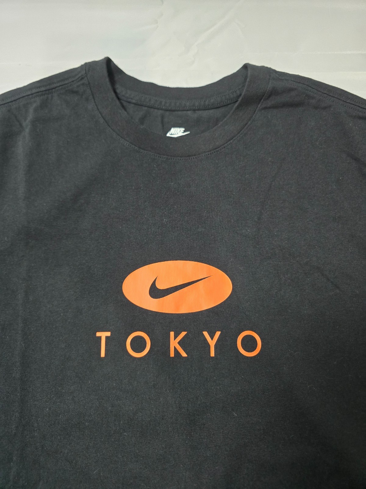 Size L – Nike Tokyo Shibuya Exclusive T-Shirt Embroidered Swoosh on sleeve