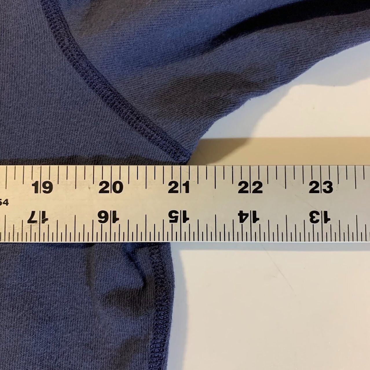 Jean Shop Men’s Crew Neck 100% Cotton Long Sleeve Pocket T Shirt Size M