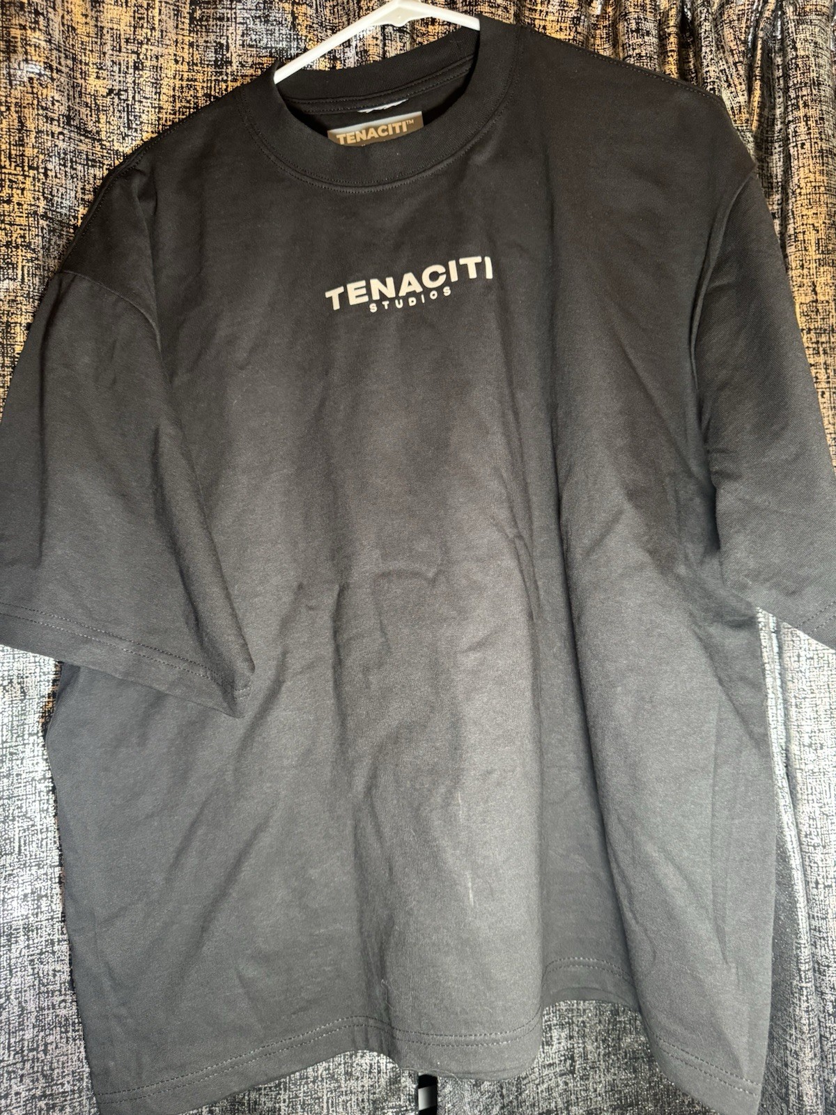 Tenaciti Studios Logo T Shirt – Men’s Size 2XL – New Without Tags