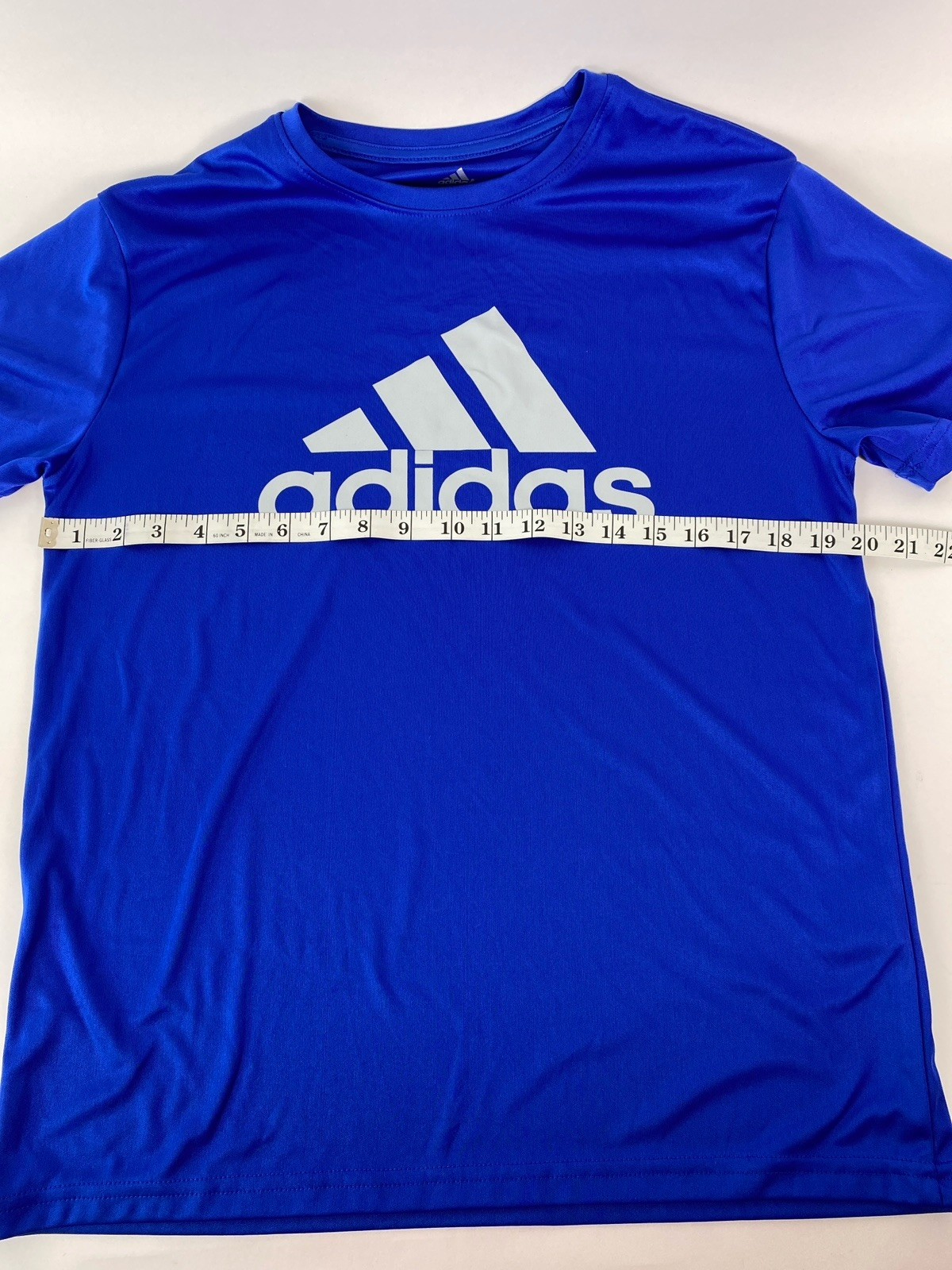Adidas Men’s Blue Short Sleeve Performance Tee Size Med 100% Polyester Gray Logo