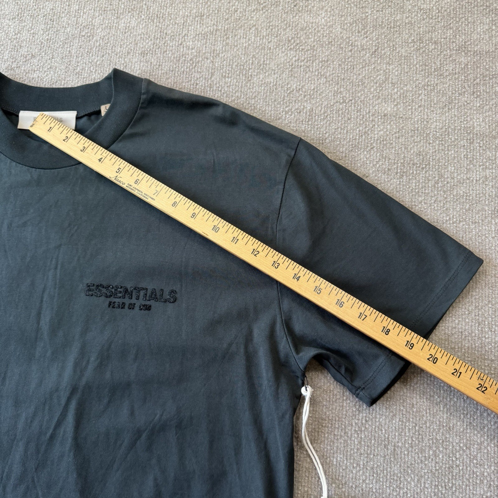 NWT Fear of God Essentials Stretch Limo Black Short Sleeve T-Shirt Size Large