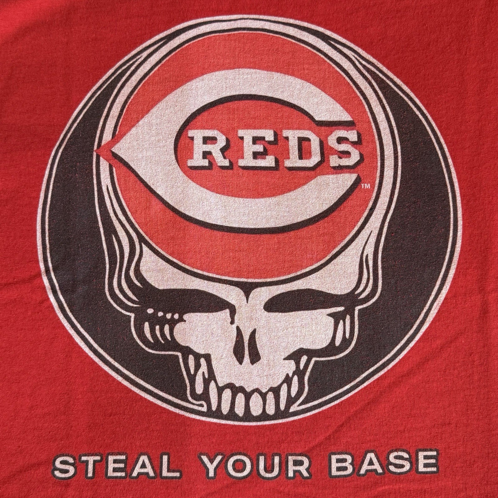 GRATEFUL DEAD CINCINNATI REDS Steal Your Base Mashup T-Shirt. LARGE Preowned NV