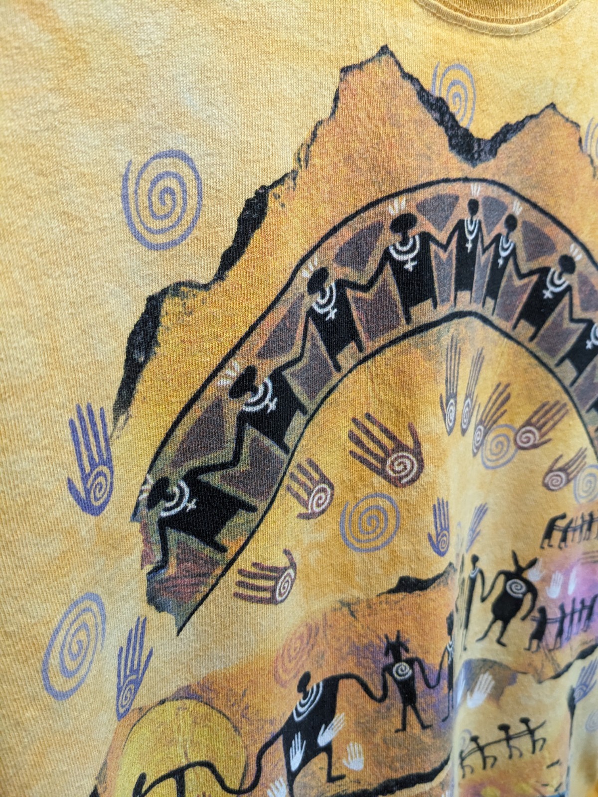 Vintage 1999 The Mountain Native American Indian T-shirt Small Tie-dye Hogan GUC