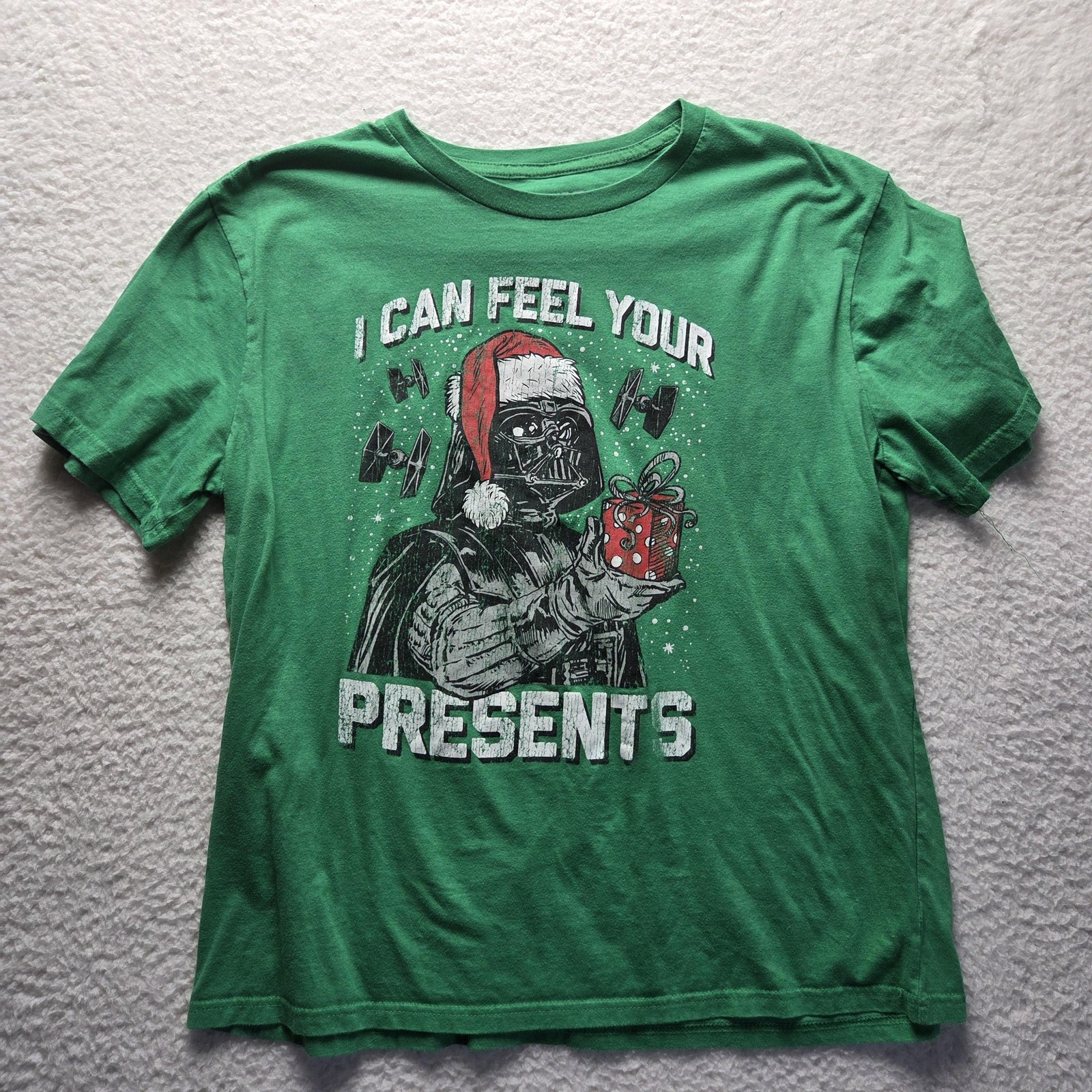 Mad Engine Shirt Mens XL Green Star Wars Darth Vader Christmas Graphic Tee