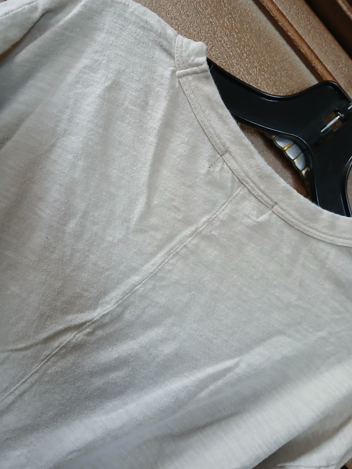 Banana Republic Cotton Slub Garment Dyed Long Sleeve T-Shirt Tee Cream Beige
