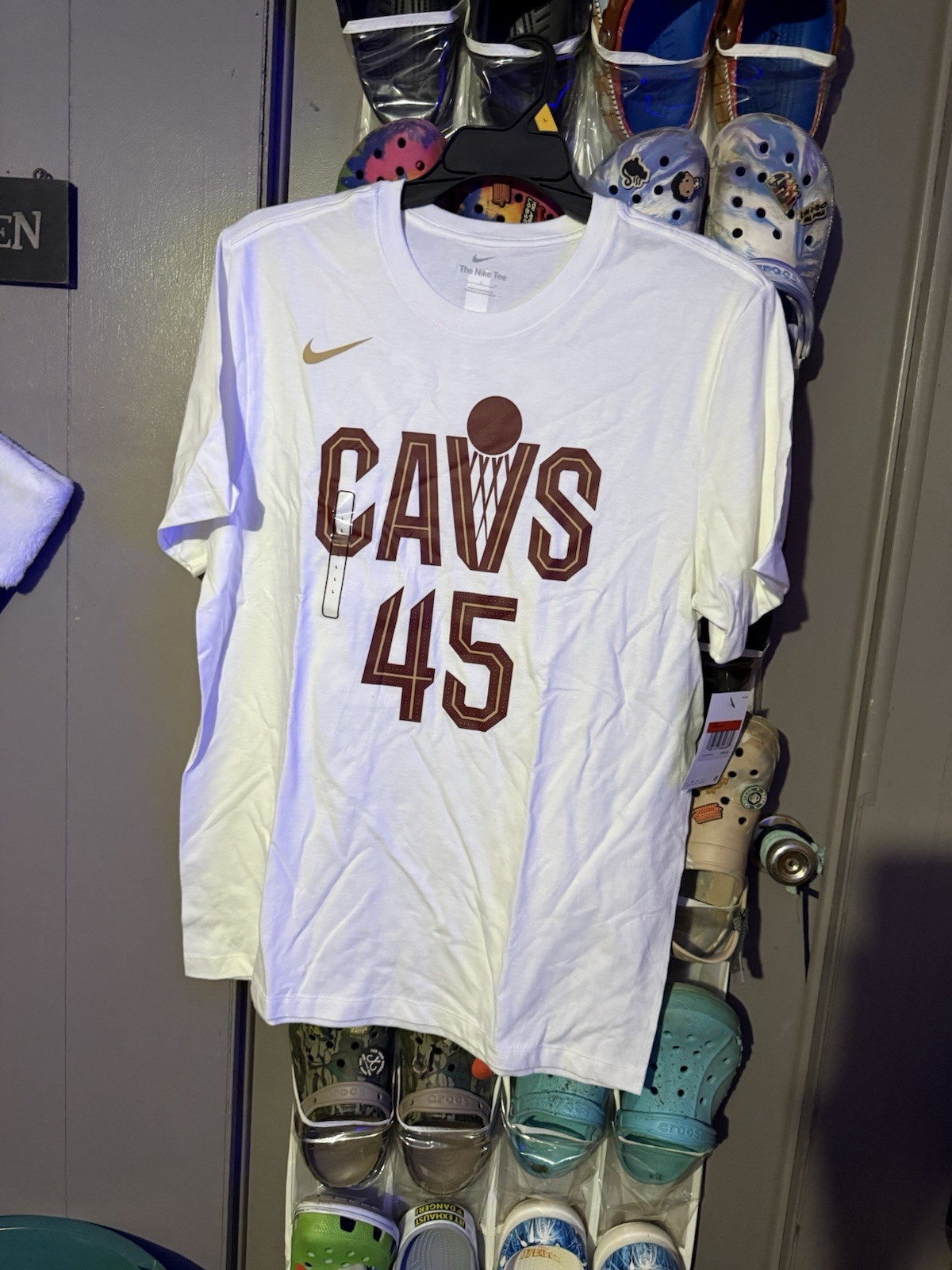 Nike Cavs Mitchell #45 Shirt Size Large