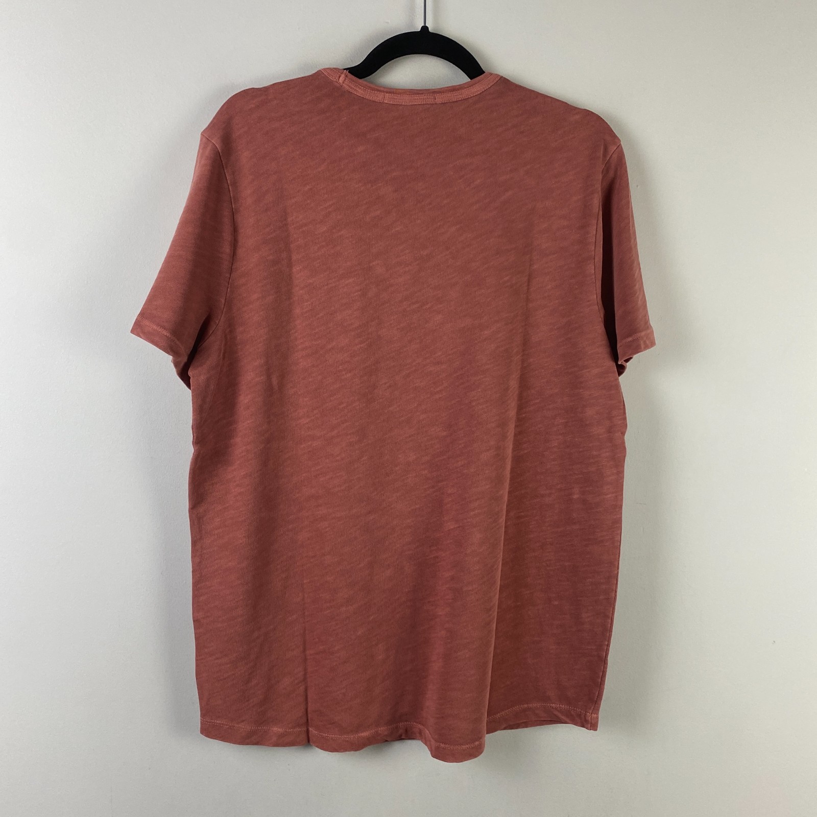 Marine Layer Tee Mens Size M Vintage Heavy Slub Pocket Rust Red Short Sleeve