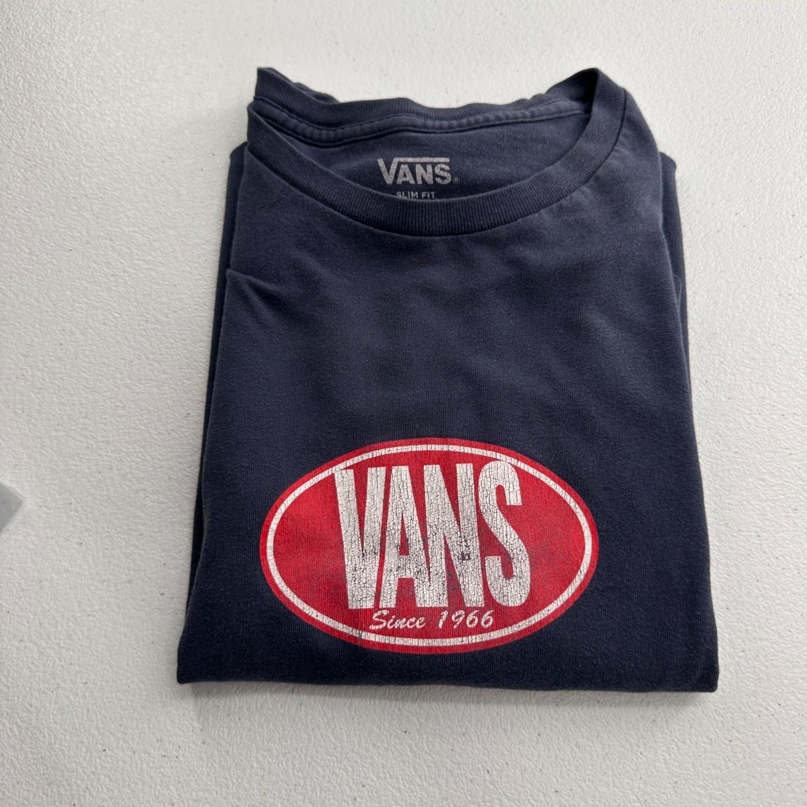 Vans Slim Fit Navy Blue T-Shirt Red Logo Graphic Medium Cotton Mens Casual Tee