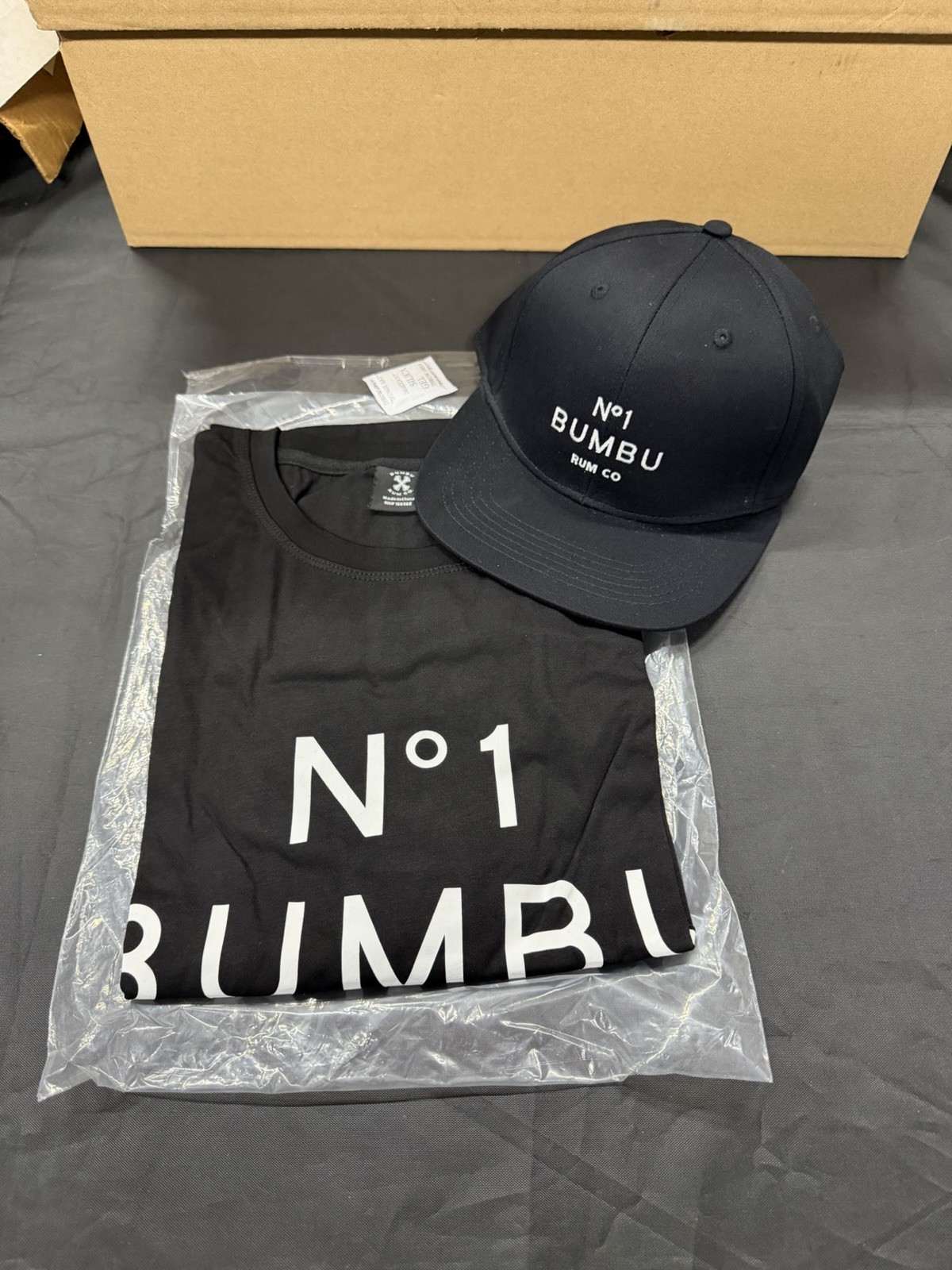NEW – Bumbu Rum Co No. 1 Black T-Shirt Men’s with Hat – Size L XL XXL 2XL-H8