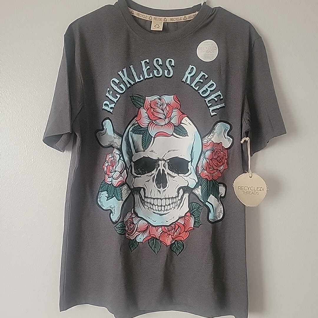 Recycled Threads Reckless Rebel Mens T-shirt – Size L