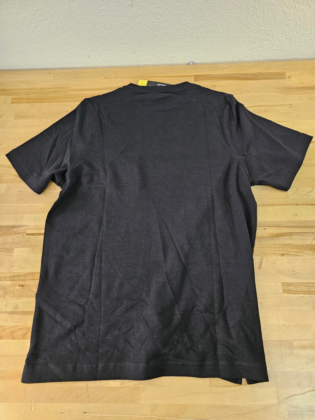 S / SMALL – BLACK – Kirkland Signature Men’s 100% Pima Cotton T-Shirt Tee