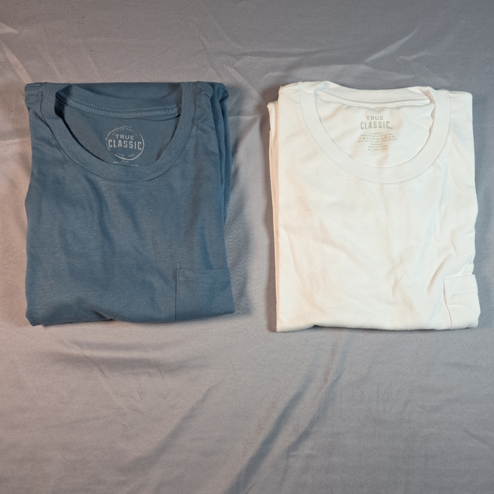 True Classic Crew Neck w pocket (2 pack) extra large XL white & blue