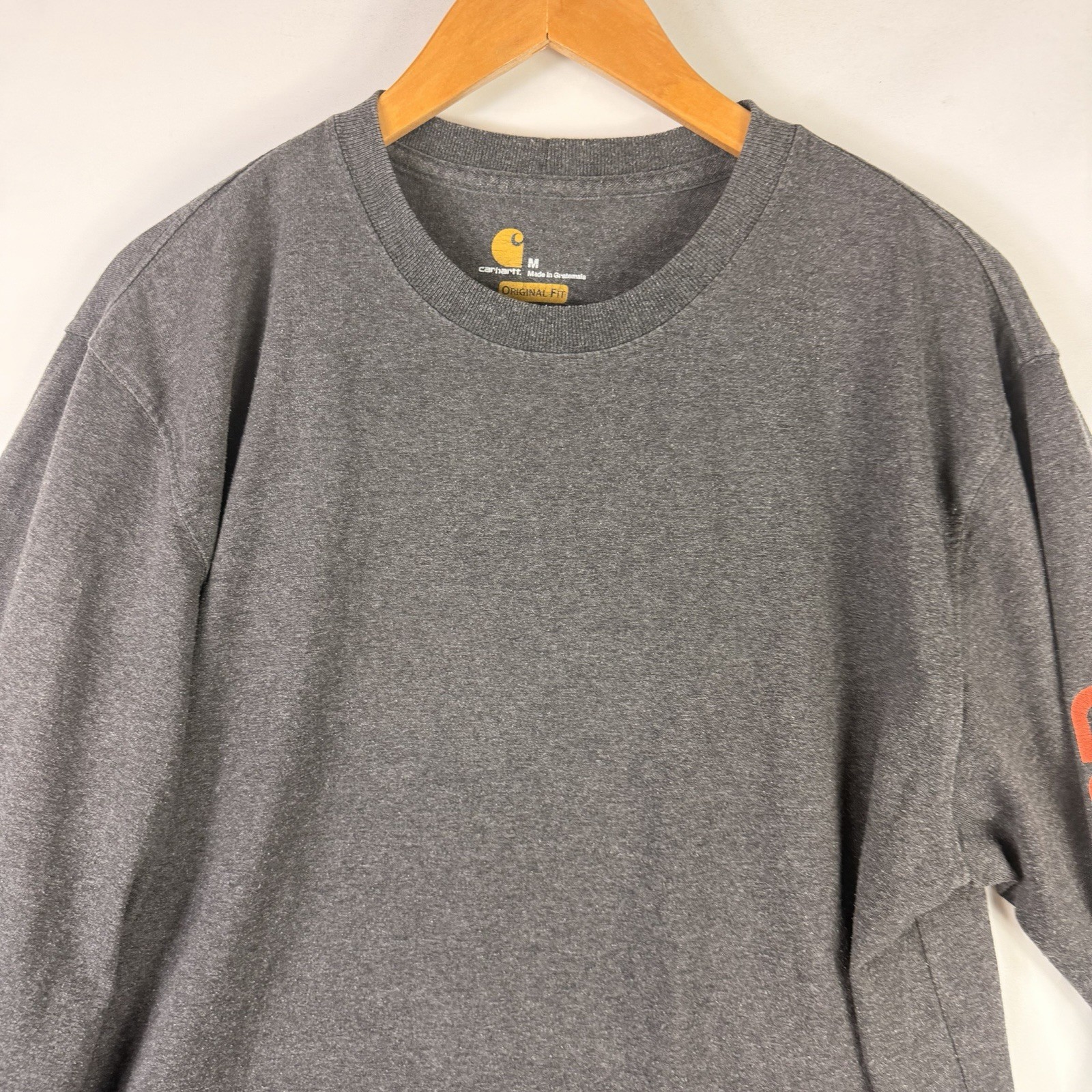 Carhartt T-Shirt Men’s Medium Original Fit Gray Pocket Long Sleeve K231