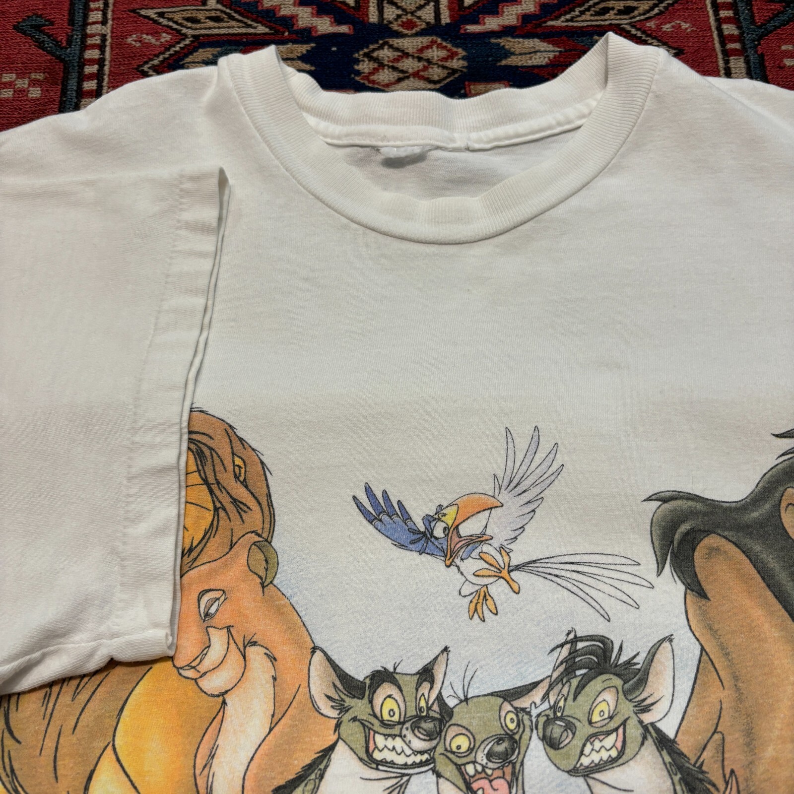 1990s Vintage Lion King Embroidered Promo Graphic Tee XL