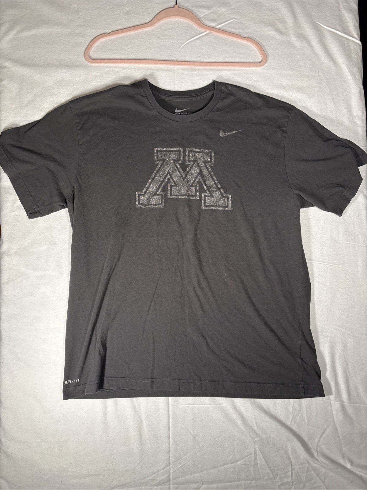 Nike Dri Fit Minnesota T Shirt Glitter Logo NCAA College Sports Size XL
