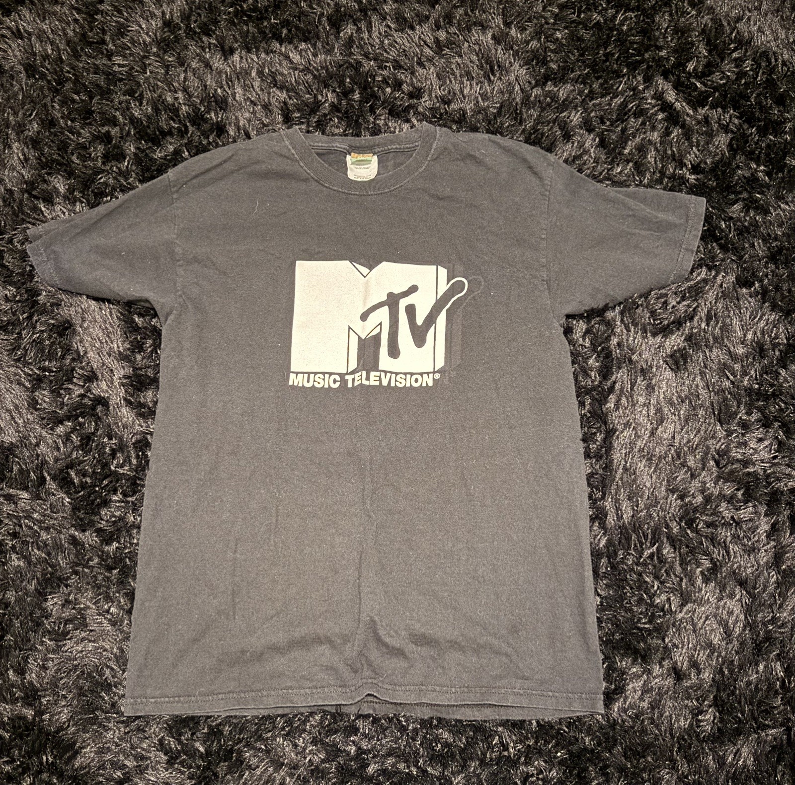 Retro MTV Graphic T-shirt