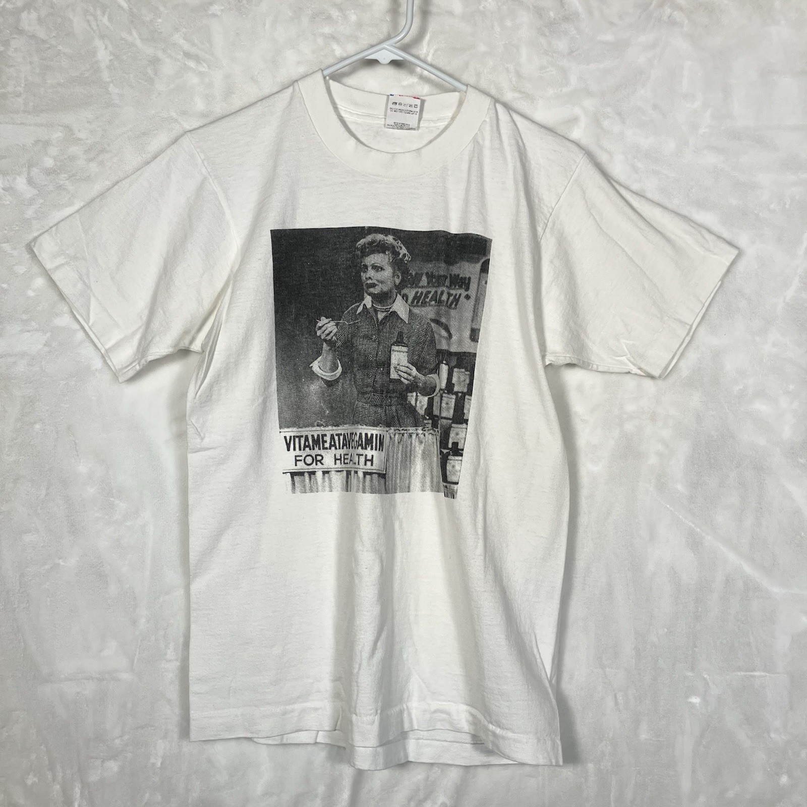 Classic I Love Lucy Vitameatavegamin White Single Stitch Shirt Size M