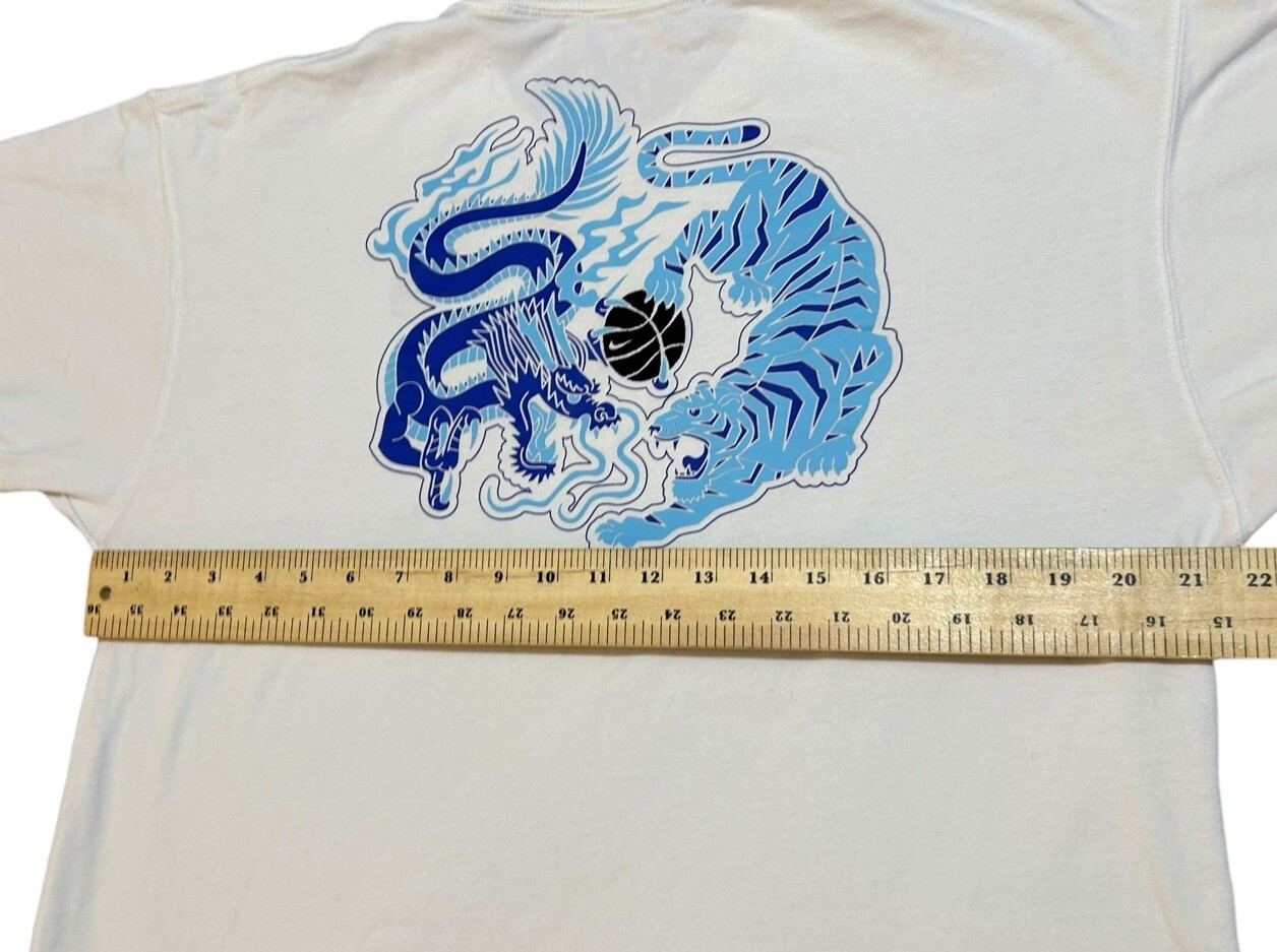 The Nike Tee Chinese Dragon Vs Tiger T-shirt Size Medium White Blue Short Sleeve