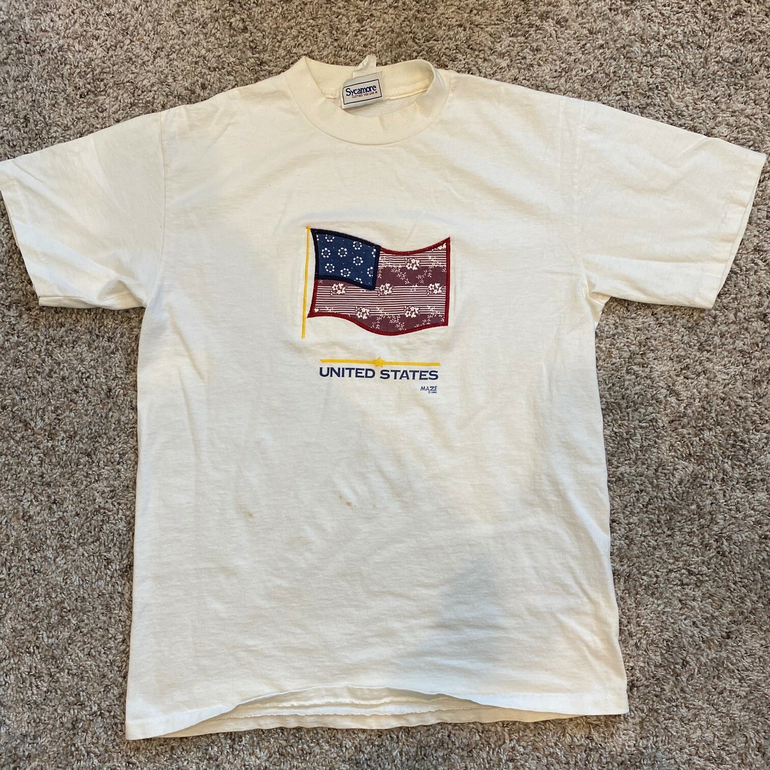 Vintage 1993 USA Flag Embroidered Tee Made in the USA Single Stitch Fourth