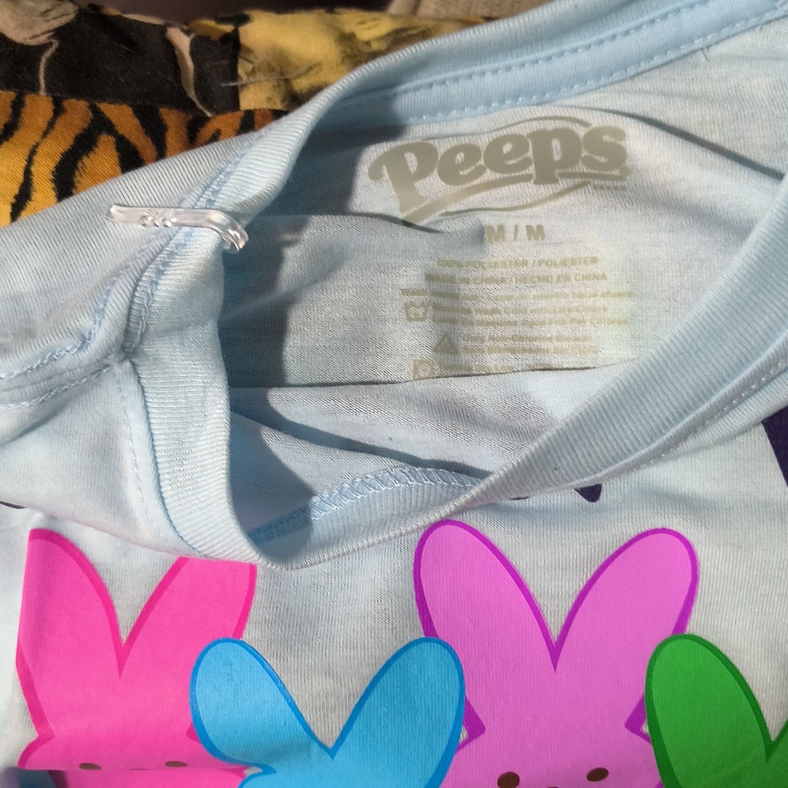 Peeps Men’s M Light Blue Cotton Crew Neck Chillin’ With My Peeps Graphic T-Shirt