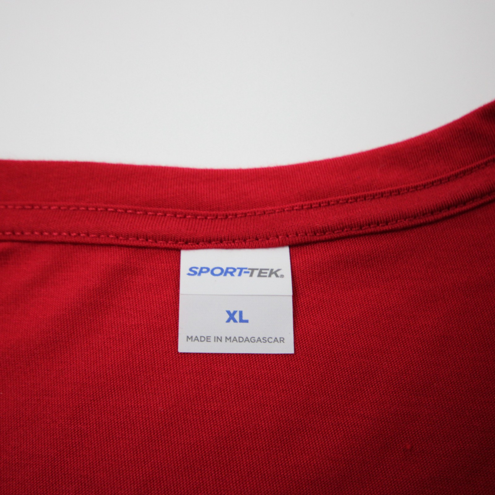 Sport-Tek Long Sleeve Shirt Men’s Red Used XL
