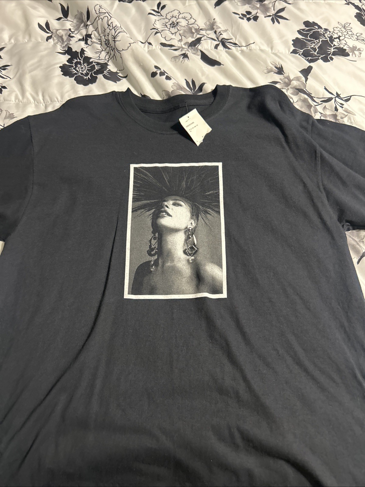 Lady Gaga Jazz & Piano Las Vegas Residency Tour Shirt Size Large Black White