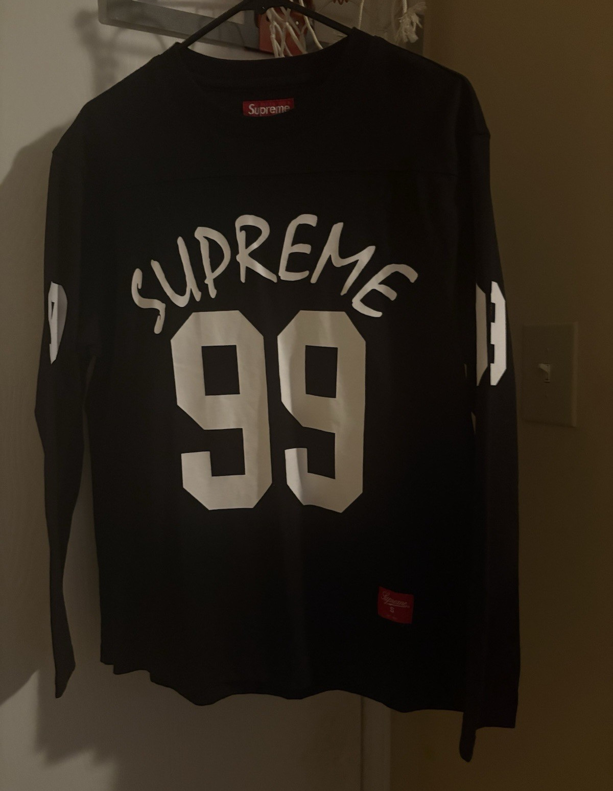 Supreme Men’s Black Long Sleeve Graphic Logo T-Shirt Size S Regular Fit