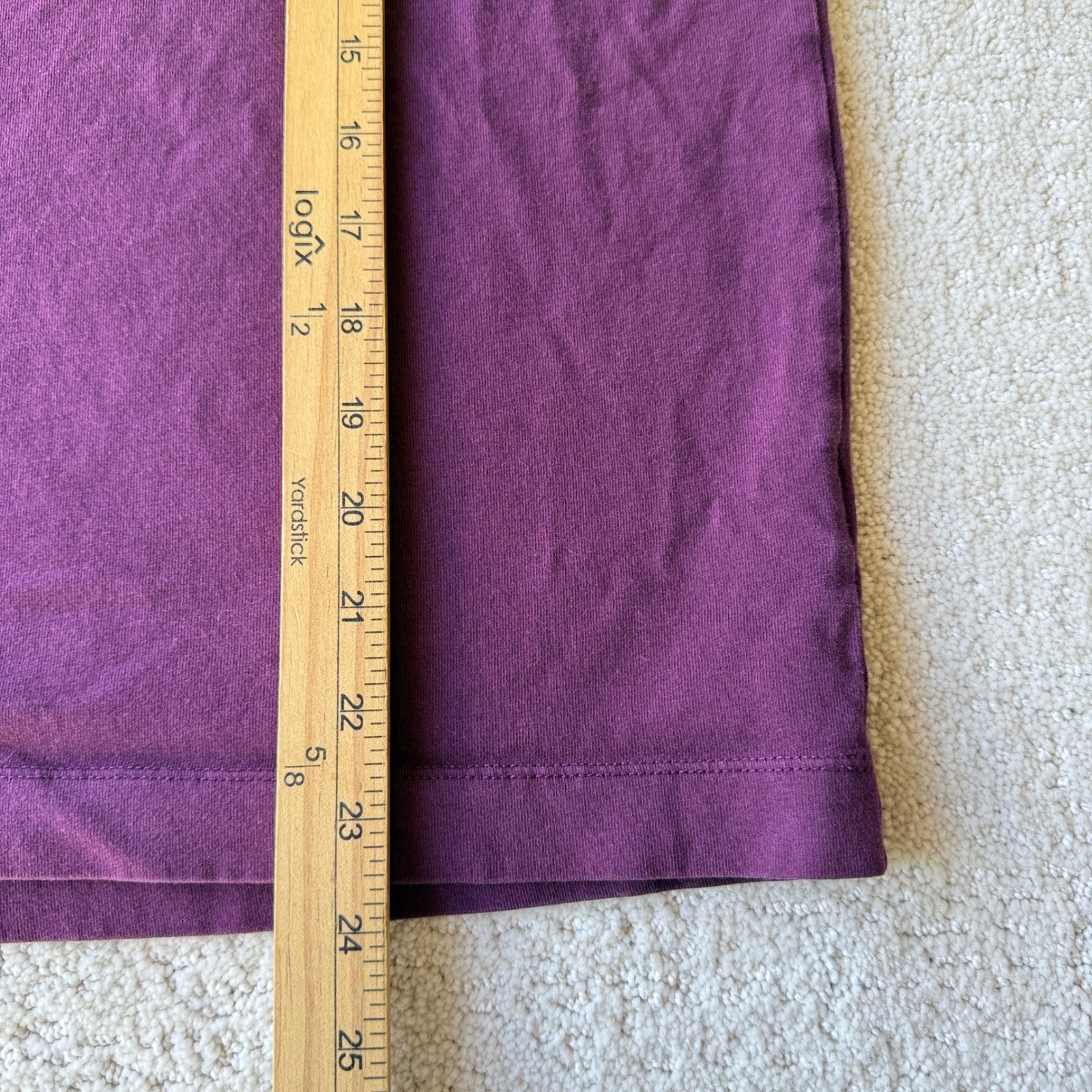 Rapha Logo Pocket T-Shirt Mens Small Burgundy Cotton Striped Trim LPK01XX