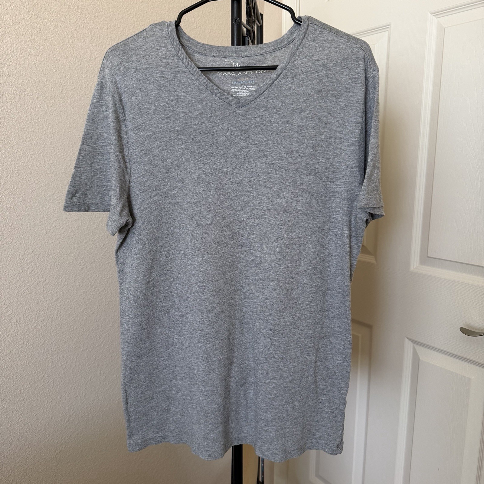 Marc Anthony men’s medium gray v-neck t-shirt contemporary preppy punk normcore