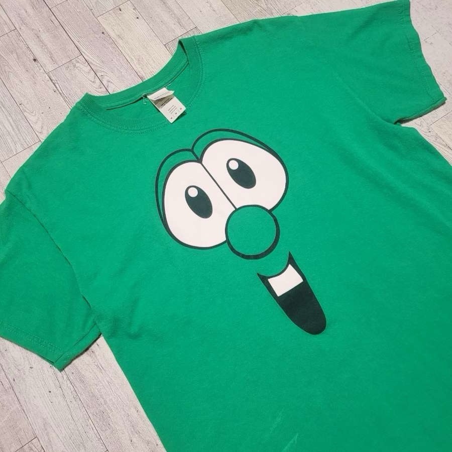 Vintage VeggieTales LarryBoy Larry Cucumber Green Purple Shirt Bundle Men’s M