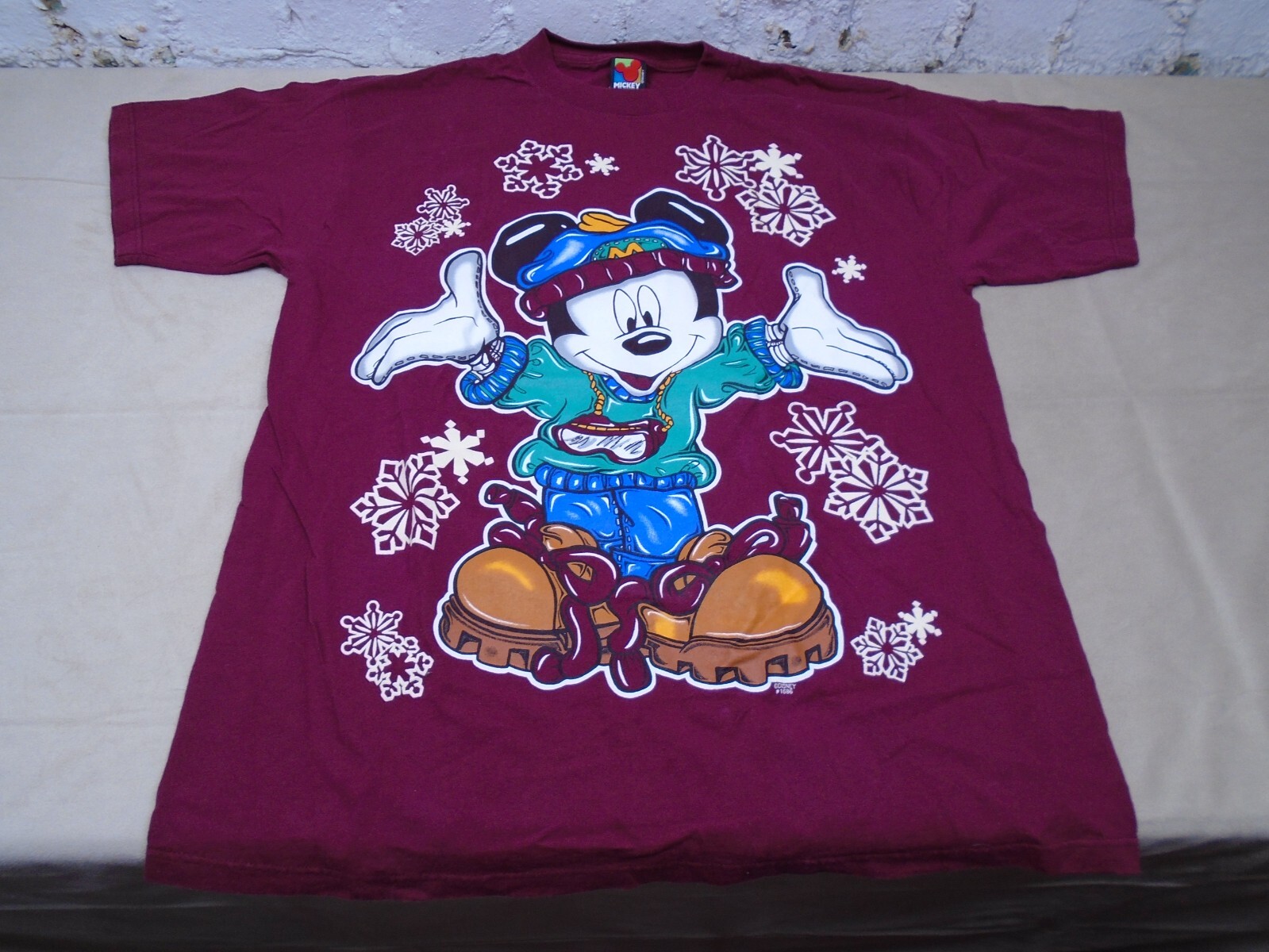Vintage 90s Mickey Mouse Unlimited Hip Hop Snowflake Mickey Mouse T-Shirt
