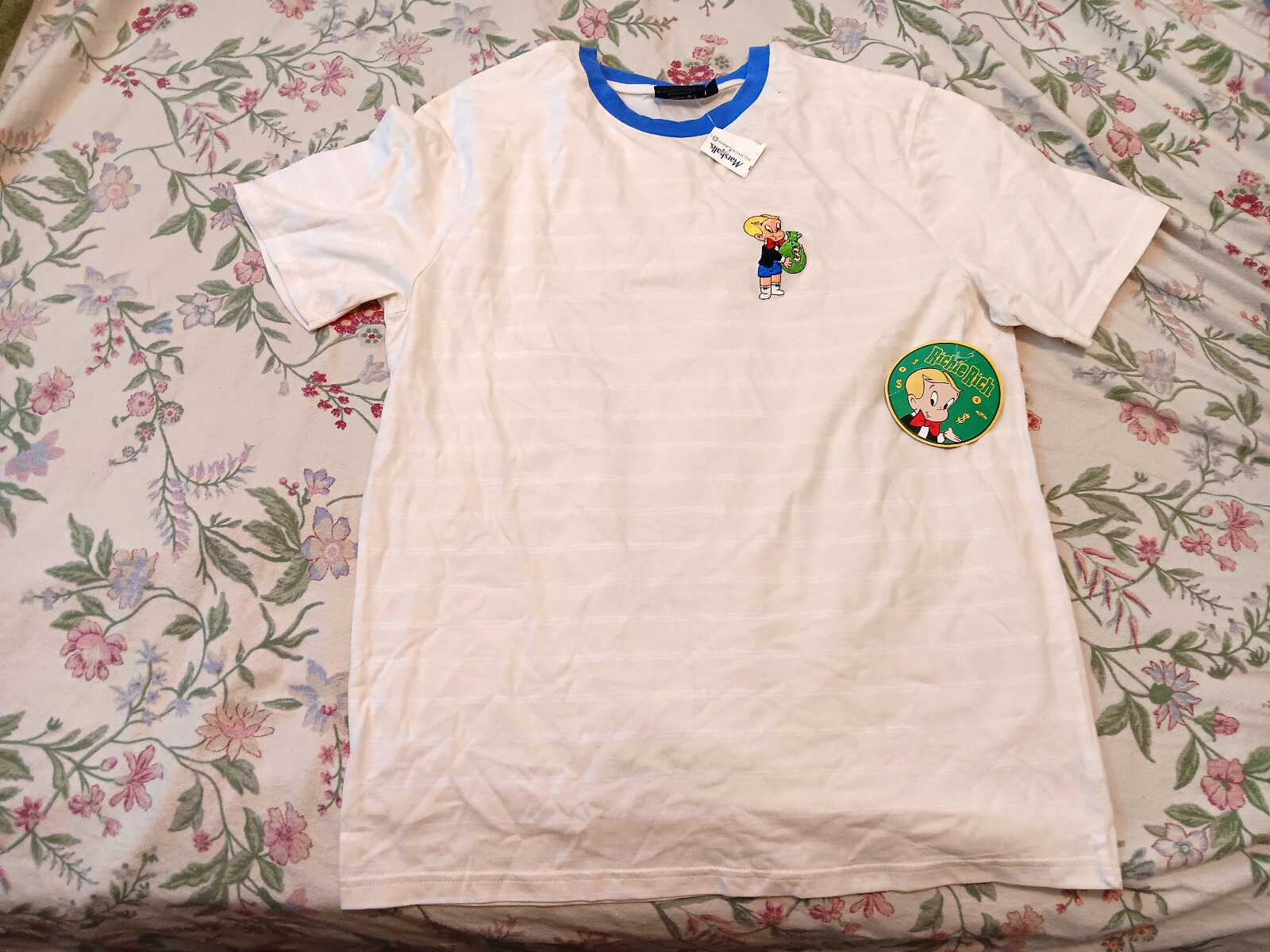 Official Richie Rich Money Bag Embroidered mens Medium SZ T-Shirt NEW