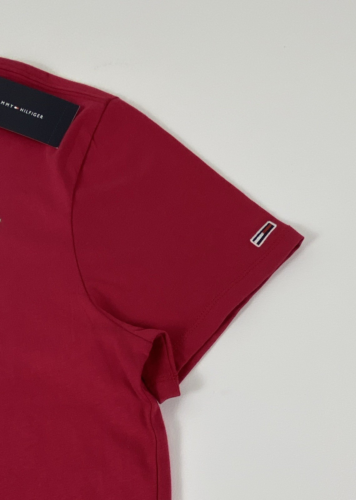 Tommy Hilfiger Men’s Crew Neck Short Sleeve Logo Graphic T-Shirt Red M