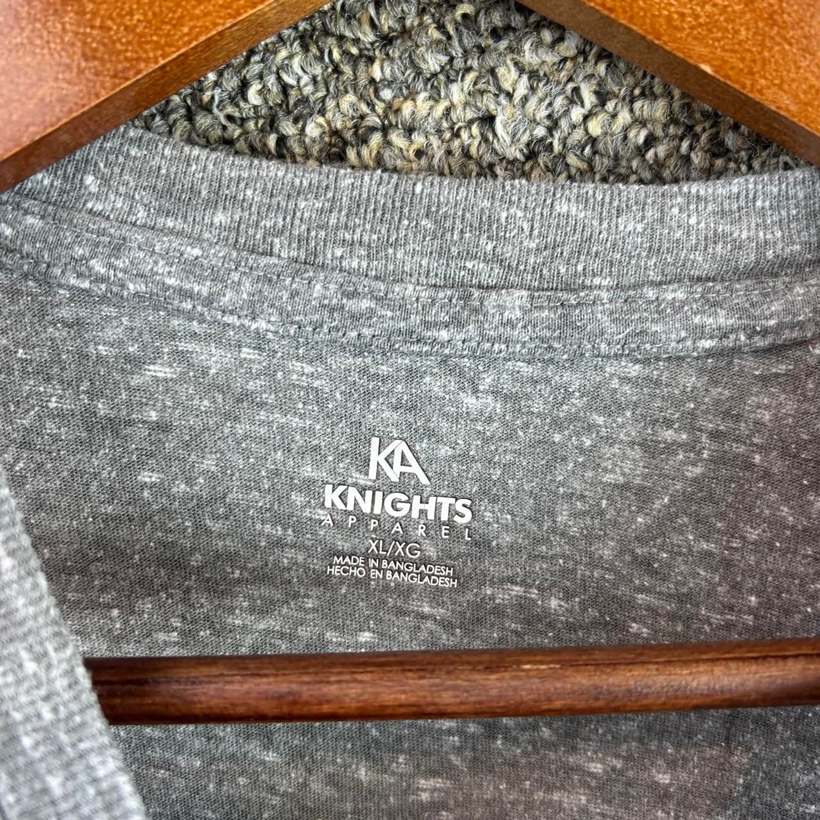 Unbranded Men’s Grey and Red T-shirt