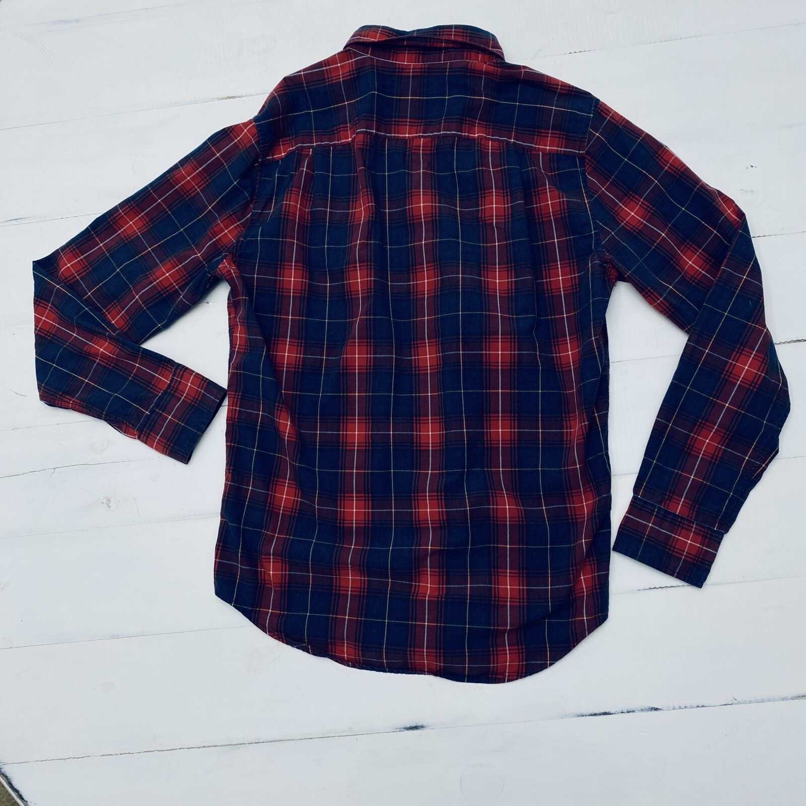 American Eagle Shirt Red Blue Plaid Classic Fit Men Small 100% Cotton Americana