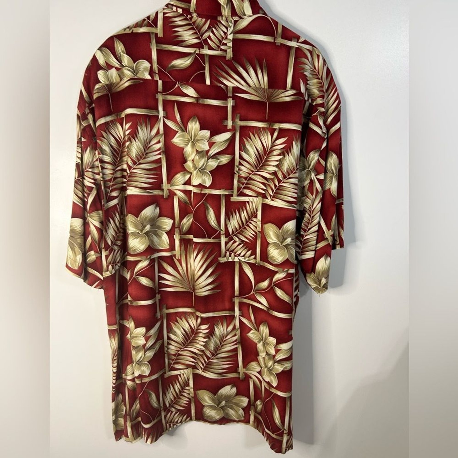 Pierre Cardin Casual floral. Red and Cream Button Down Shirt. 100% Rayon .