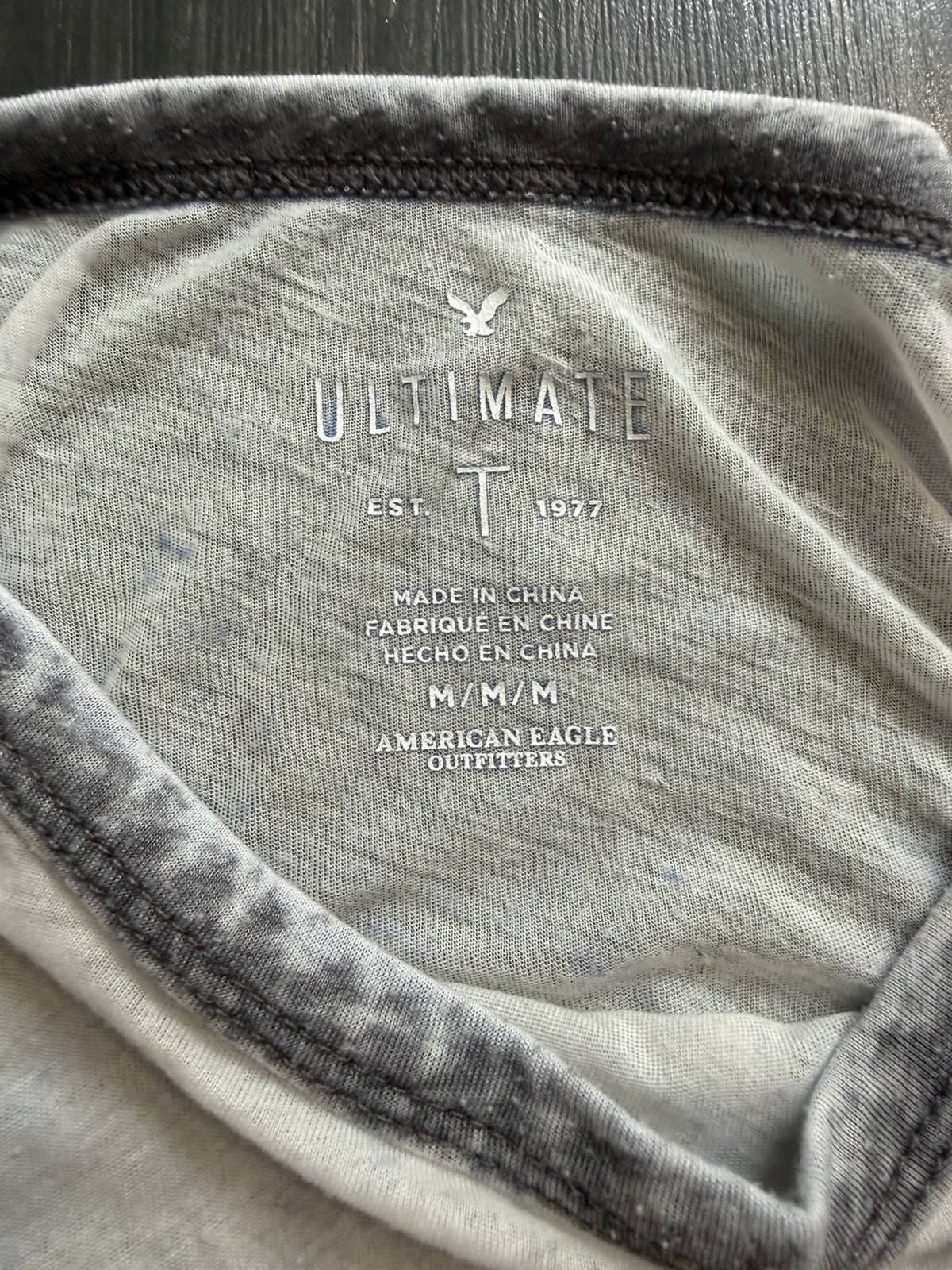 American Eagle Ultimate Tee Gray Acid Wash Pocket T-Shirt Women’s Medium