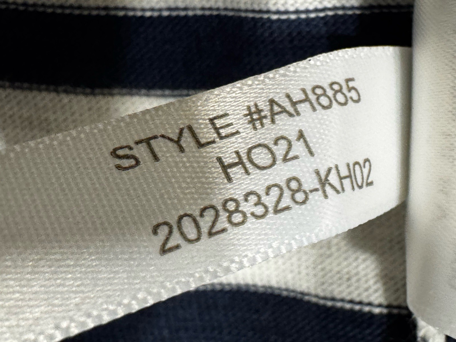 J.CREW Men’s WHITE/NAVY Club Cotton Yarns Striped Casual Crew Collar Tee XL