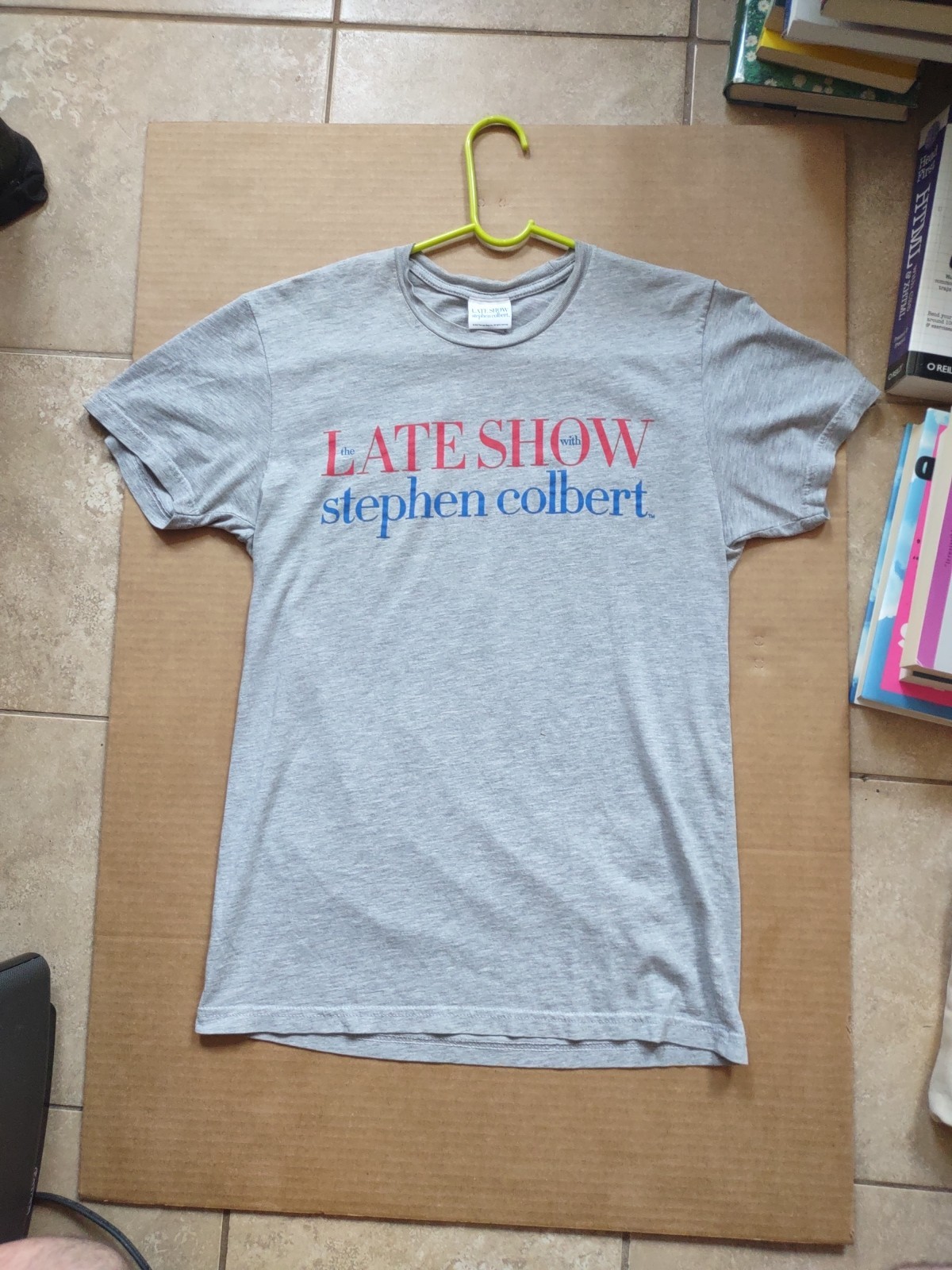 Official Authentic Late Show With Stephen Colbert T-Shirt Unisex Small Comfy Tee
